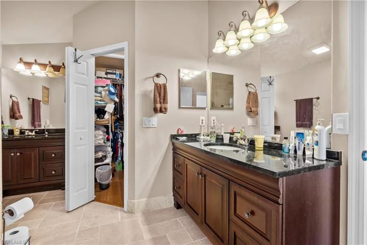 4285  20th NE ST, Naples, FL 34120