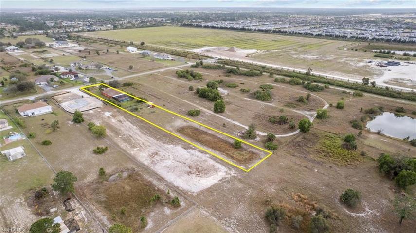 4285  20th NE ST, Naples, FL 34120