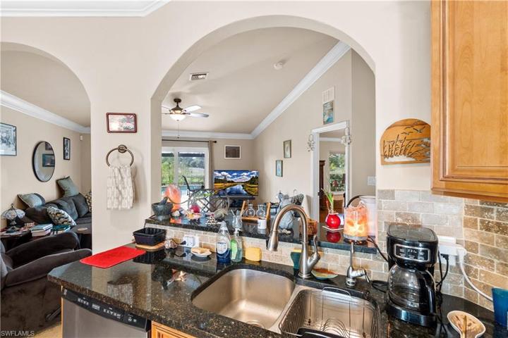 4285  20th NE ST, Naples, FL 34120
