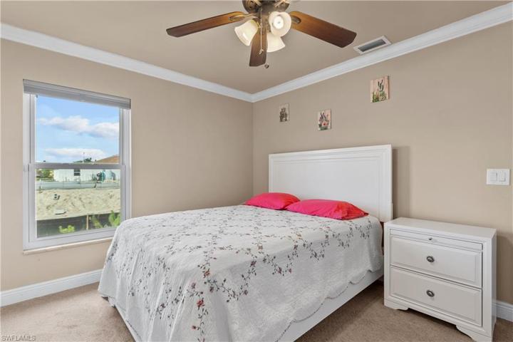 4285  20th NE ST, Naples, FL 34120
