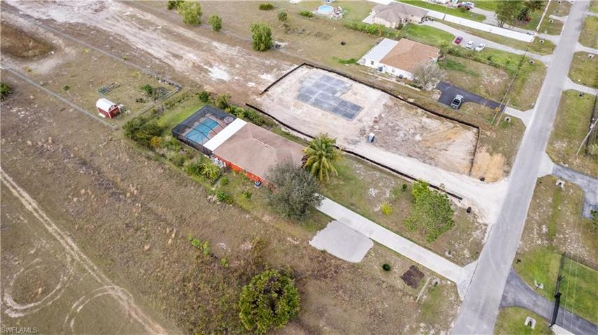 4285  20th NE ST, Naples, FL 34120