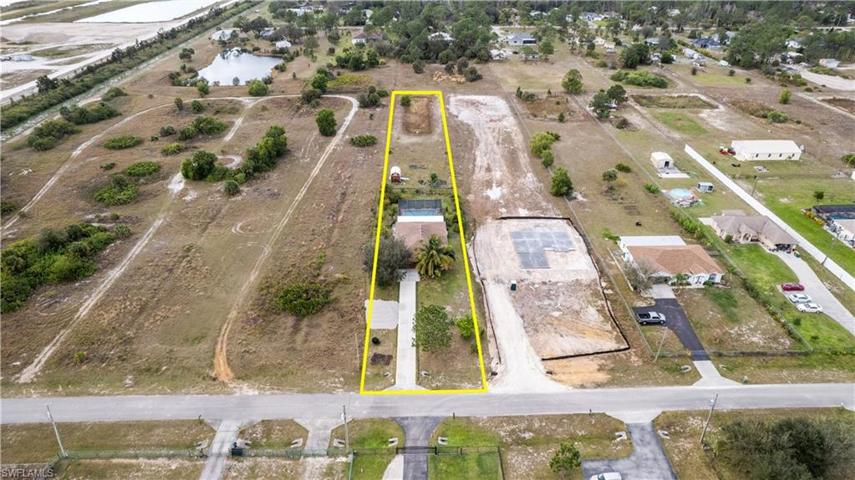 4285  20th NE ST, Naples, FL 34120