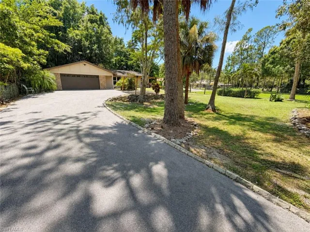 4980 Coral Wood Dr, Naples, Florida 34119