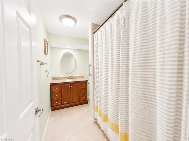 4980 Coral Wood Dr, Naples, Florida 34119