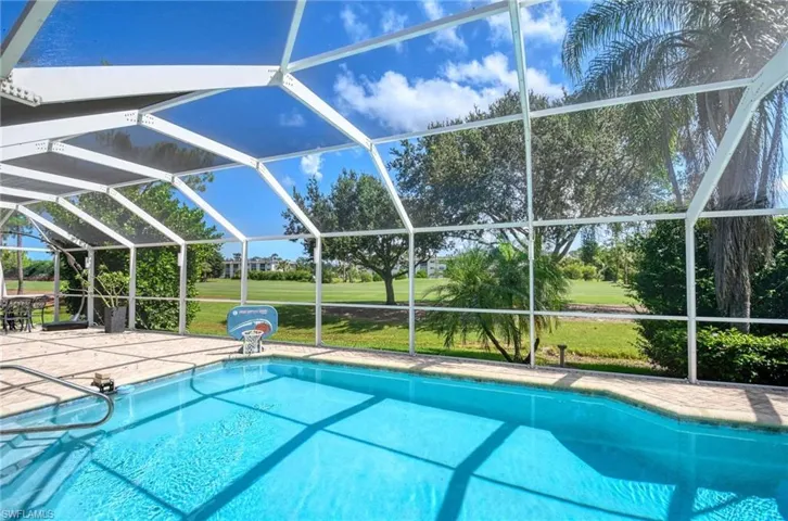 196 Palmetto Dunes Cir, Naples, Florida 34113