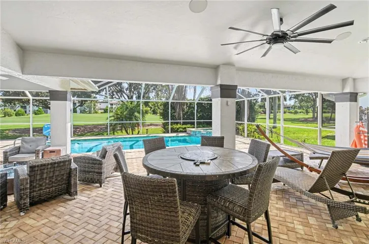196 Palmetto Dunes Cir, Naples, Florida 34113