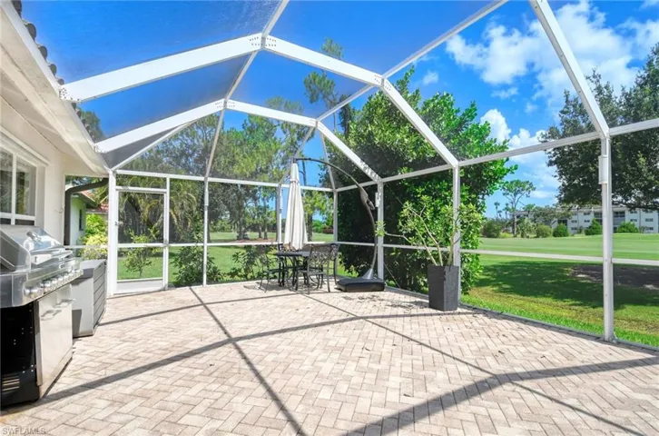 196 Palmetto Dunes Cir, Naples, Florida 34113