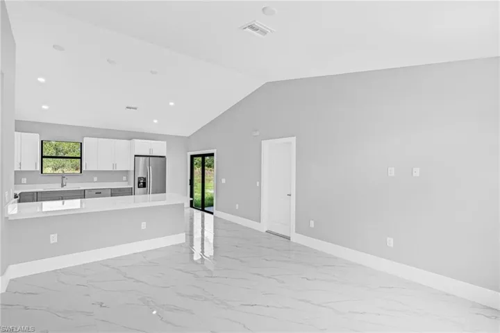 633 Windermere Dr, Lehigh Acres, Florida 33972