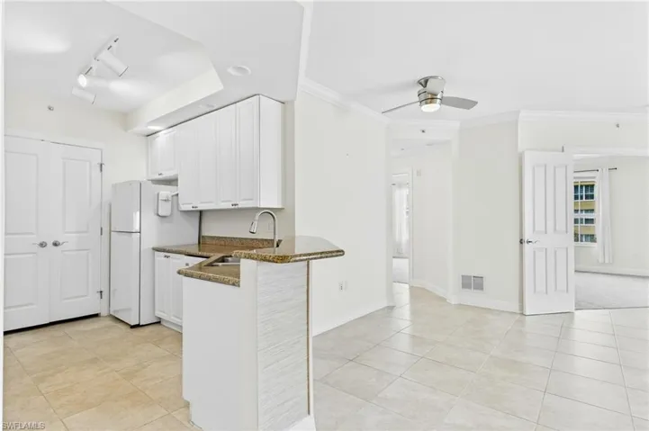 2825 Palm Beach Blvd 519, Fort Myers, Florida 33916