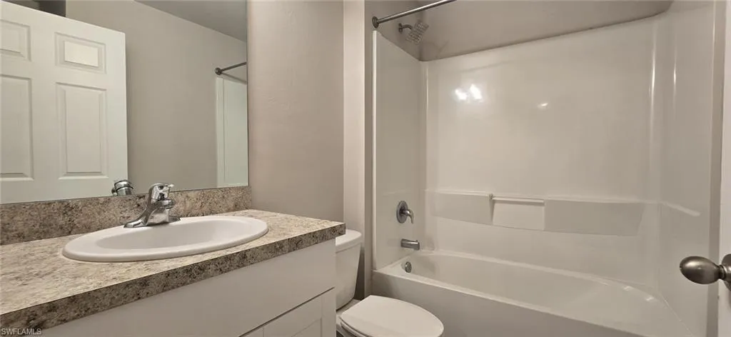 3615 6th St Sw, Lehigh Acres, Florida 33976