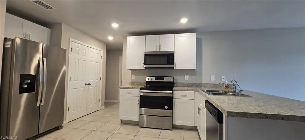 3615 6th St Sw, Lehigh Acres, Florida 33976