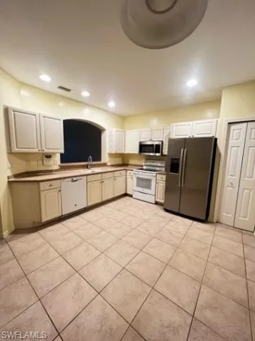 10032  Ravello  BLVD, Fort Myers, FL 33905
