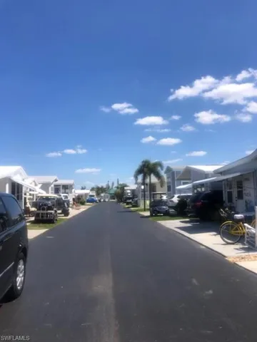Street view, double street