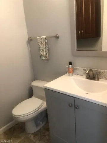 2nd bathrom