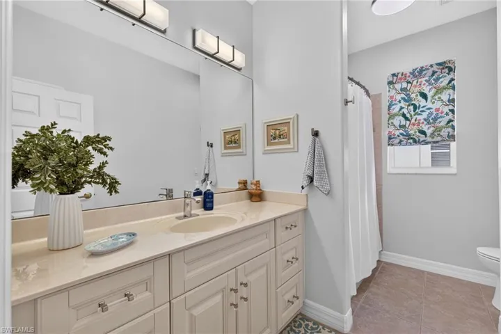 25020 Divot Dr, Bonita Springs, Florida 34135