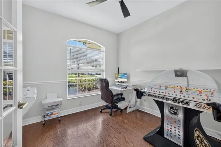 25020 Divot Dr, Bonita Springs, Florida 34135