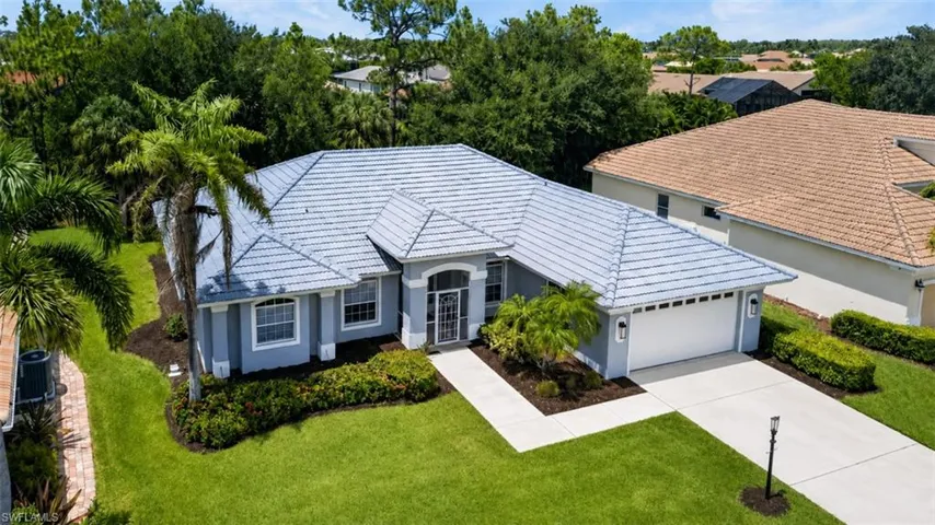25020 Divot Dr, Bonita Springs, Florida 34135