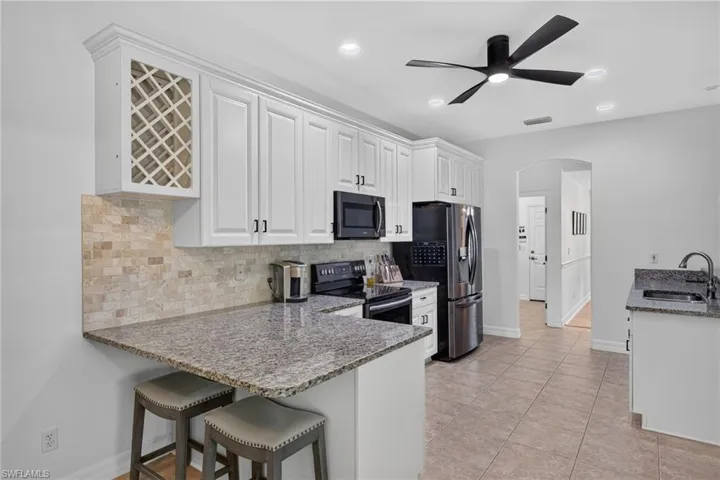 25020 Divot Dr, Bonita Springs, Florida 34135