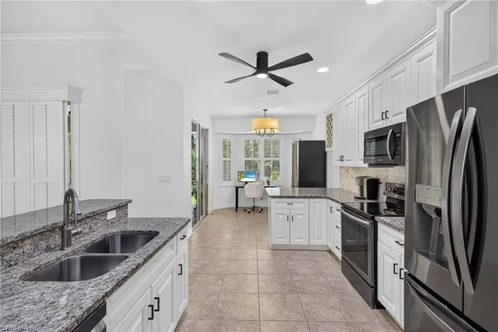 25020 Divot Dr, Bonita Springs, Florida 34135