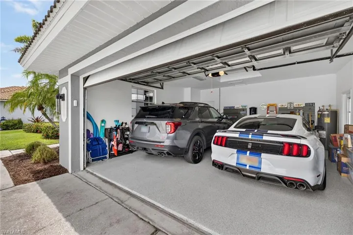 25020 Divot Dr, Bonita Springs, Florida 34135