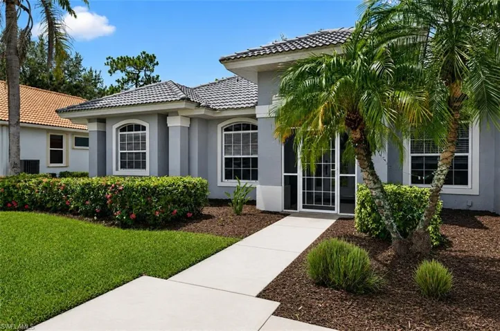 25020 Divot Dr, Bonita Springs, Florida 34135