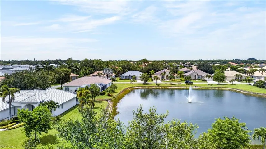 25020 Divot Dr, Bonita Springs, Florida 34135
