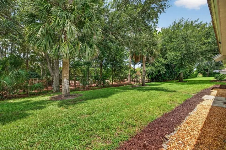 25020 Divot Dr, Bonita Springs, Florida 34135