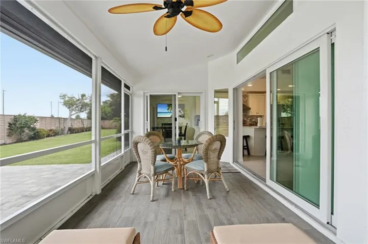 132 Bordeaux Cir, Naples, Florida 34112