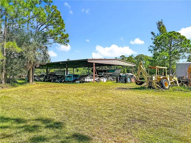 1432  Silver Lake  RD, Labelle, FL 33935