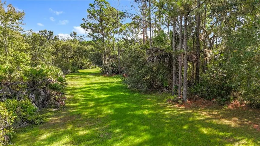 1432  Silver Lake  RD, Labelle, FL 33935
