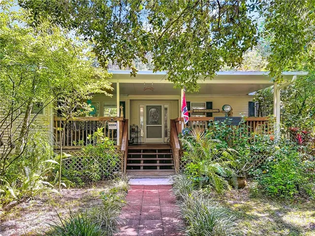 1432  Silver Lake  RD, Labelle, FL 33935