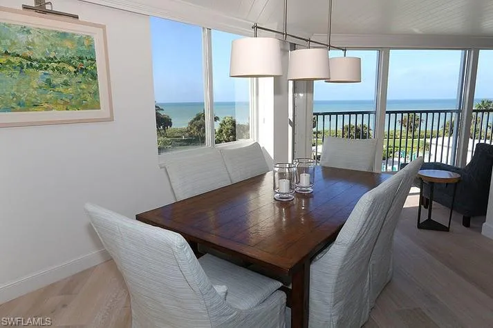 4041  Gulf Shore N BLVD, Naples, FL 34103