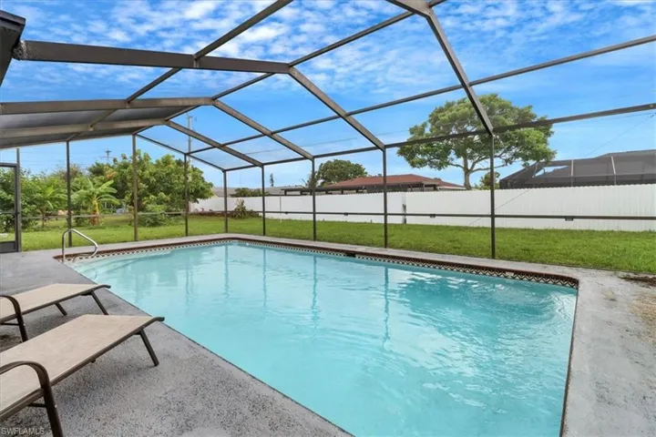 1510 33rd St, Cape Coral, Florida 33904