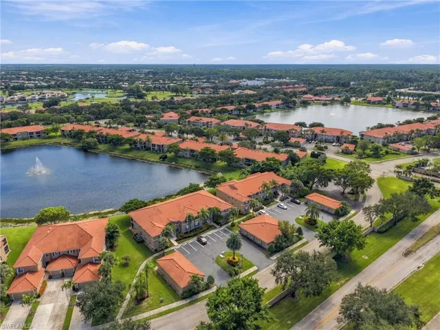 6560 Huntington Lakes Cir 104, Naples, Florida 34119