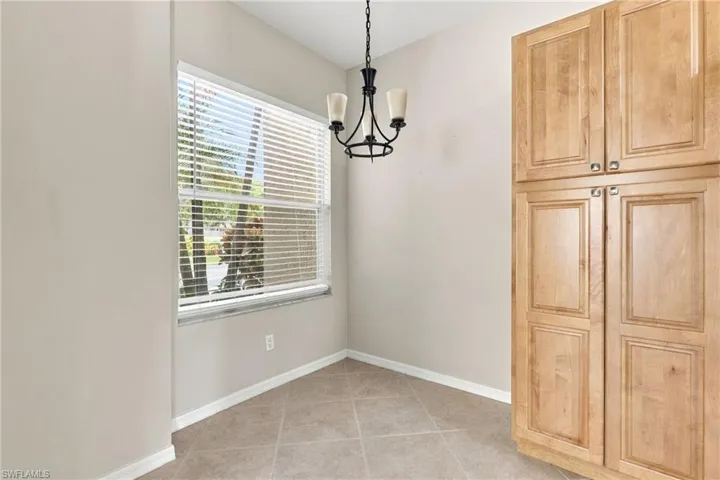 6560 Huntington Lakes Cir 104, Naples, Florida 34119