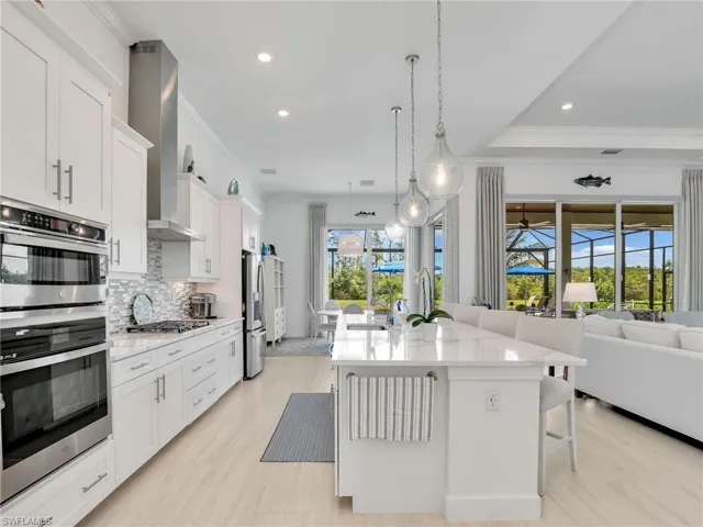 Kitchen- Eat-in Kitchen