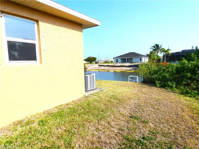 2011-2013 NE 17th  TER, Cape Coral, FL 33909