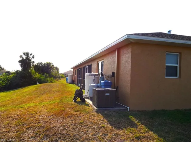 2011-2013 NE 17th  TER, Cape Coral, FL 33909