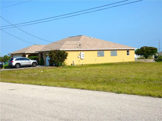 2011-2013 NE 17th  TER, Cape Coral, FL 33909