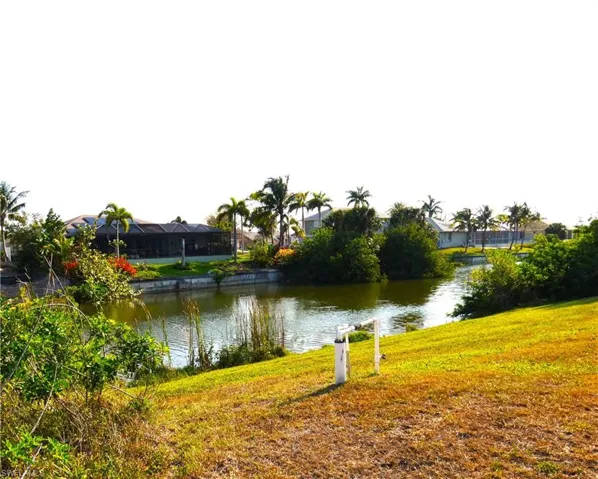 2011-2013 NE 17th  TER, Cape Coral, FL 33909