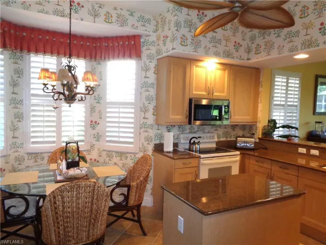 713 Regency Reserve Cir 5901, Naples, Florida 34119