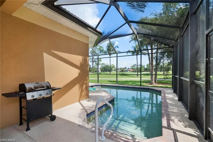 8519  Chase Preserve  DR, Naples, FL 34113