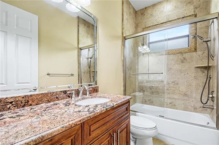 672  Fairway  TER, Naples, FL 34103