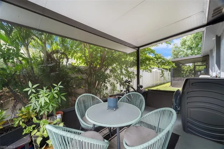 3365 Estey Ave, Naples, Florida 34104