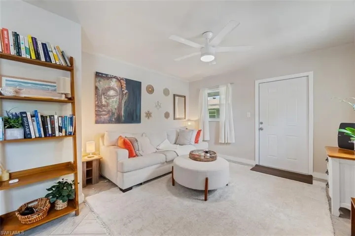 3365 Estey Ave, Naples, Florida 34104
