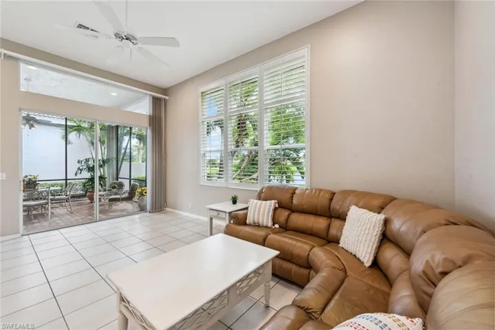8565  Pepper Tree  WAY, Naples, FL 34114
