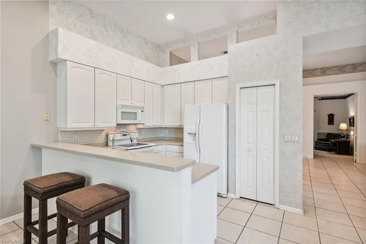 8565  Pepper Tree  WAY, Naples, FL 34114