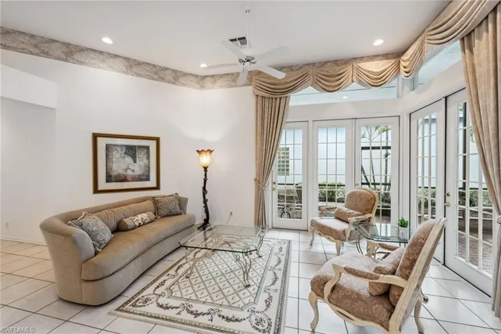 8565  Pepper Tree  WAY, Naples, FL 34114
