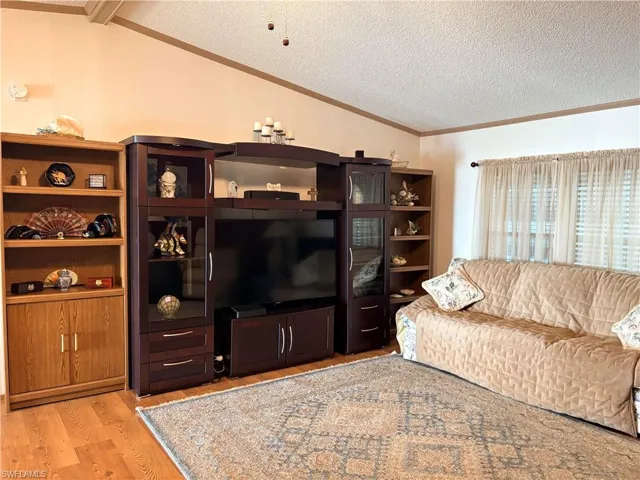 3062 Artesian Ln, North Fort Myers, Florida 33917