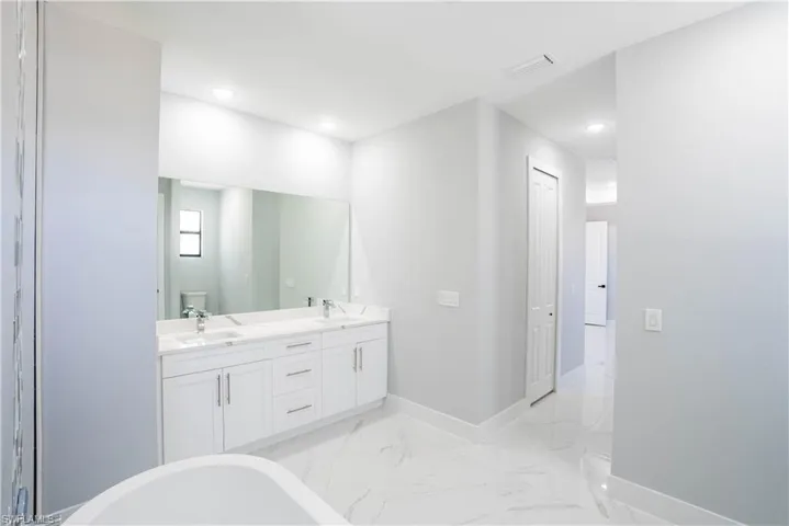 220 NW 14th  PL, Cape Coral, FL 33993